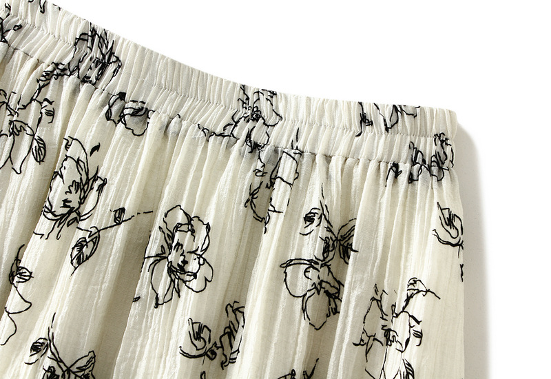 フレアスカート 花柄刺繍プリーツフレアスカート