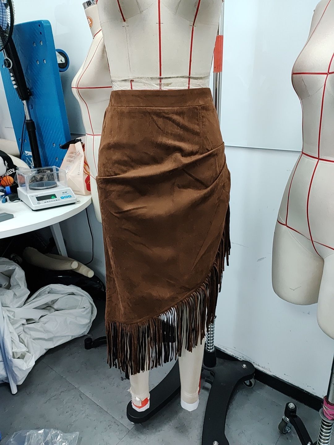 フレアスカート スエード風フリンジ付きラップデザインフレアスカート