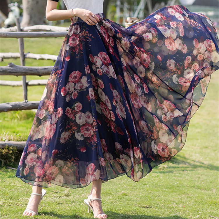 フレアスカート 花柄シフォン素材のフレアスカート・マキシ丈