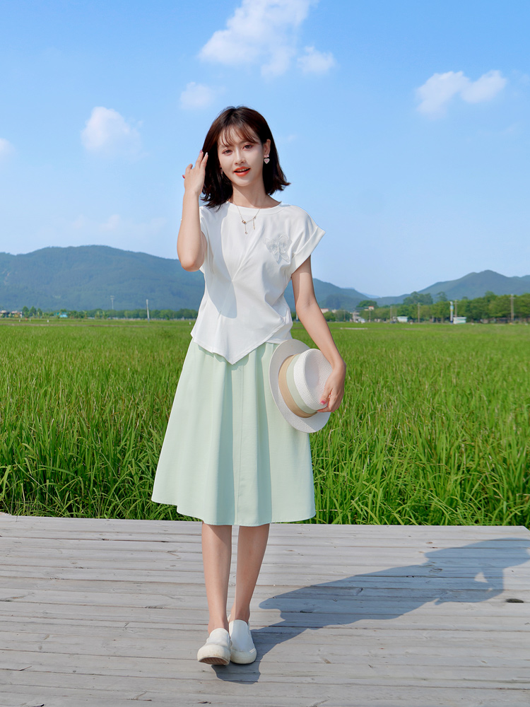 ベルト付き高見えフレアスカート