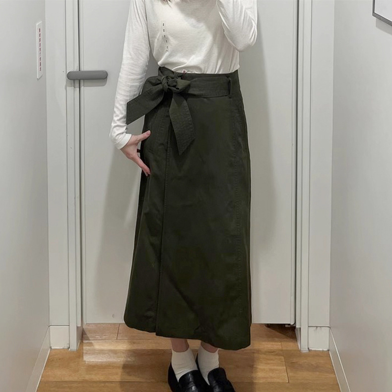 フレアスカート ウエストリボンデザインのフレアスカート