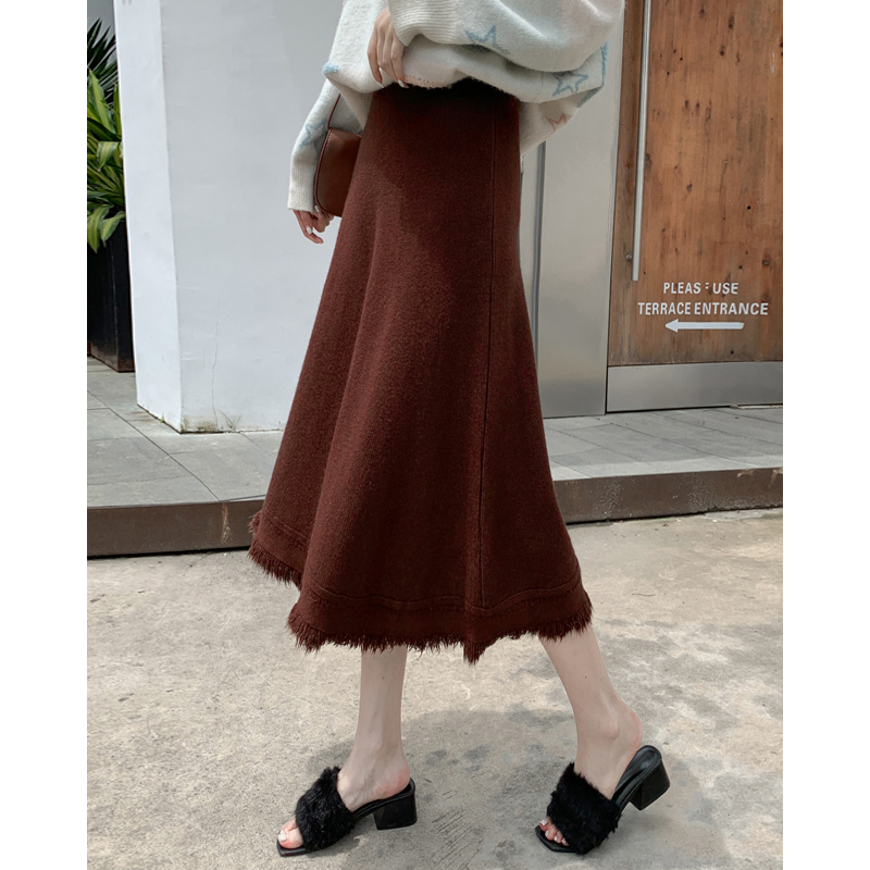 フレアスカート 裾フリンジ編み込みニットフレアスカート