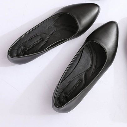 フラットシューズ 洗練シンプルポインテッドパンプス