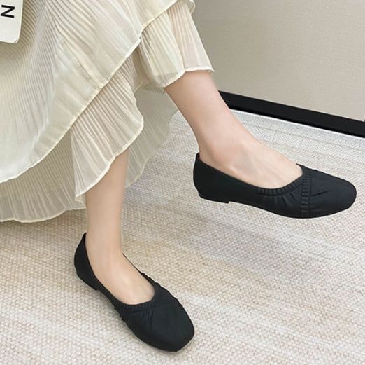 フラットシューズ やわらか素材のフラットパンプス