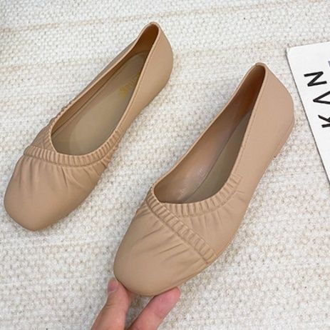 フラットシューズ やわらか素材のフラットパンプス