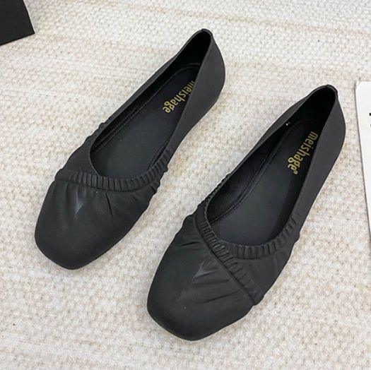 フラットシューズ やわらか素材のフラットパンプス