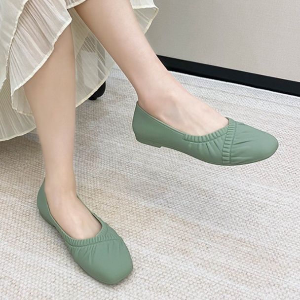 フラットシューズ やわらか素材のフラットパンプス