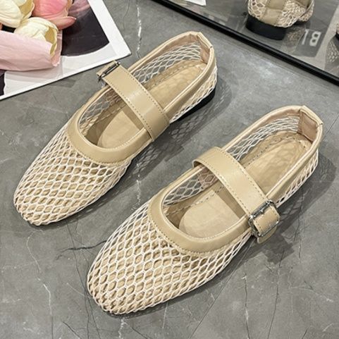 フラットシューズ 涼やかメッシュストラップパンプス