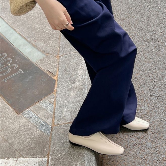 フラットシューズ スクエアトゥ 上質革パンプス
