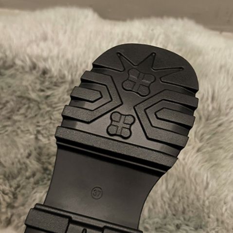 フラットシューズ ストレッチソフト厚底ショートブーツ