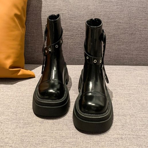 フラットシューズ ベルトデザイン厚底ショートブーツ