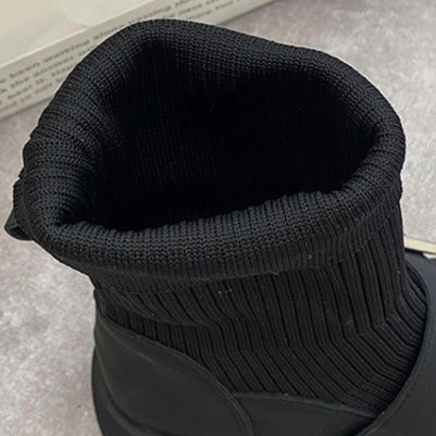 フラットシューズ 飾りバックル付きニットブーツ厚底