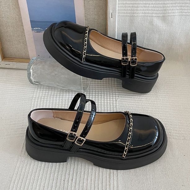 フラットシューズ ツインストラップ エナメルパンプス