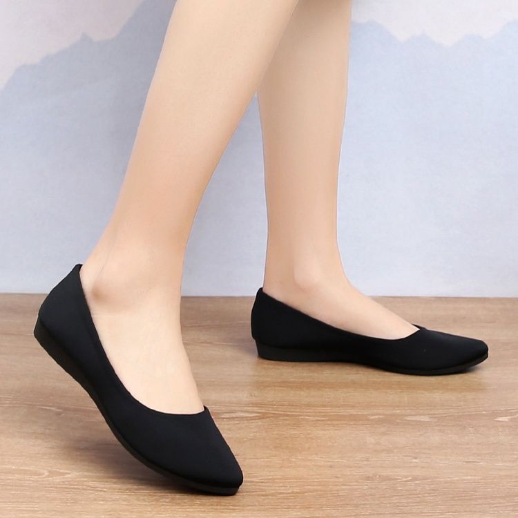 フラットシューズ やわらかメッシュ軽量パンプス