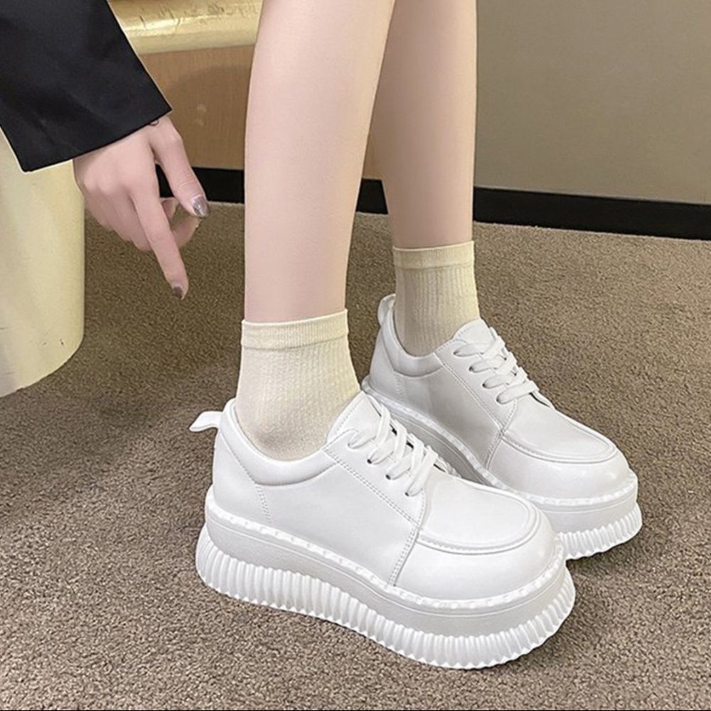 フラットシューズ  厚底レースアップローファー