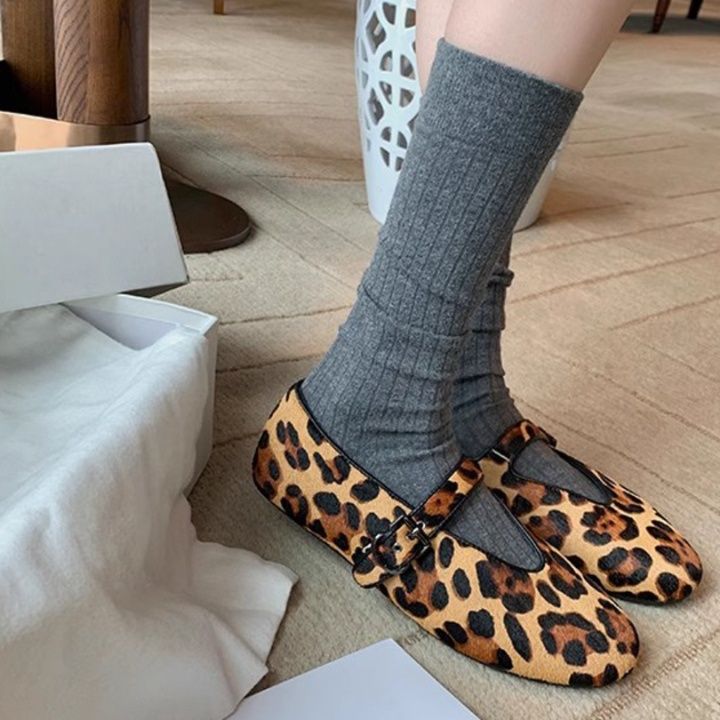 フラットシューズ ヒョウ柄ストラップ フラットパンプス