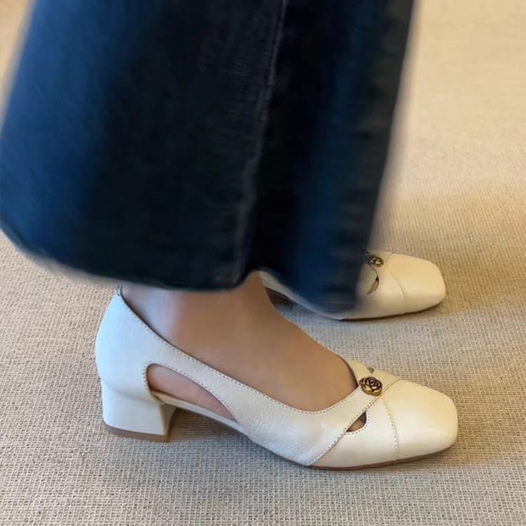 フラットシューズ 花飾りローヒールパンプス