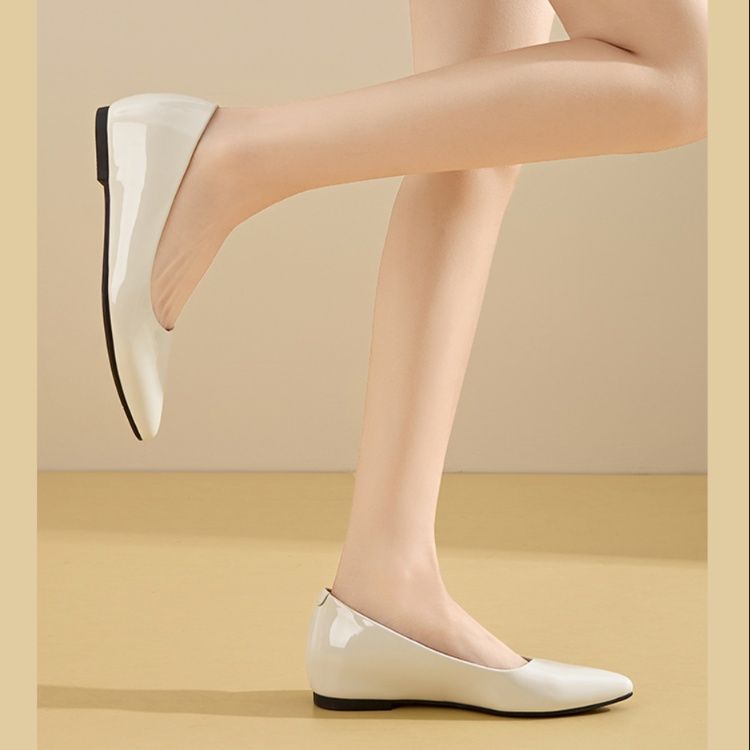 フラットシューズ 　エナメルインソールパンプス