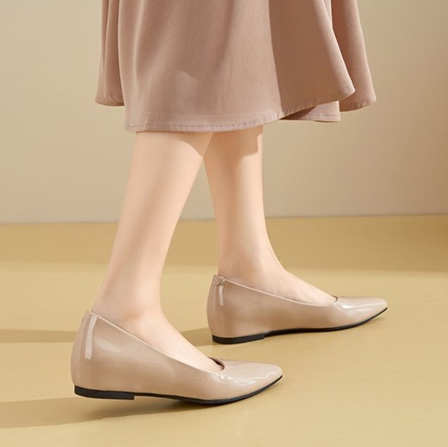フラットシューズ 　エナメルインソールパンプス