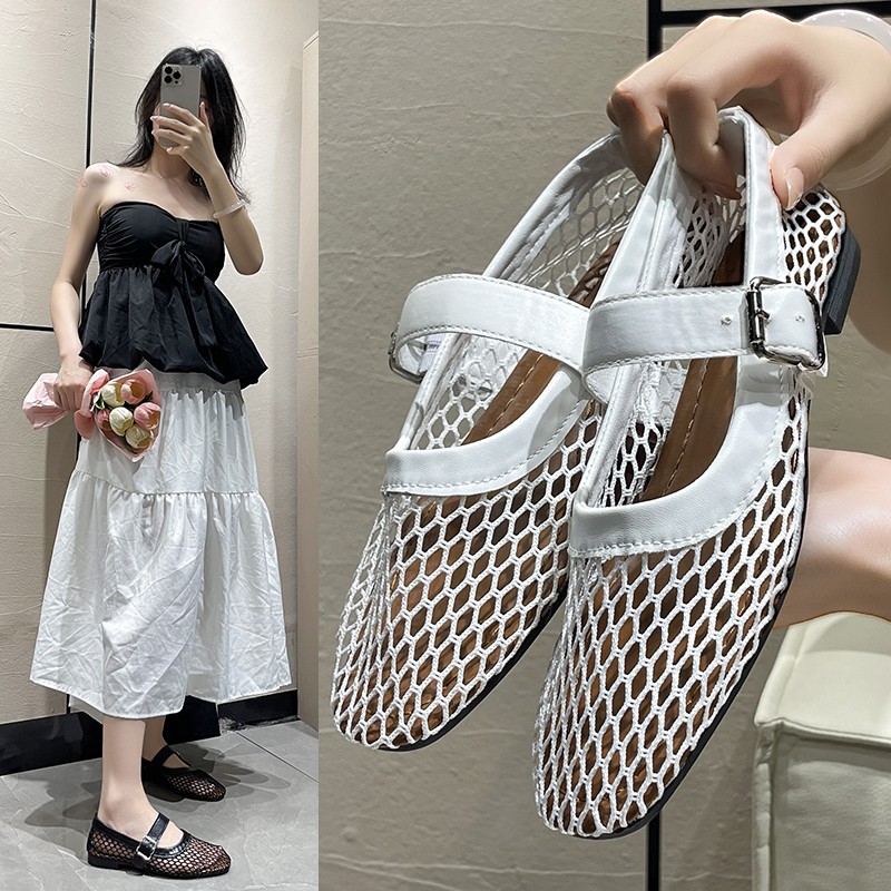 フラットシューズ 涼やかメッシュストラップパンプス