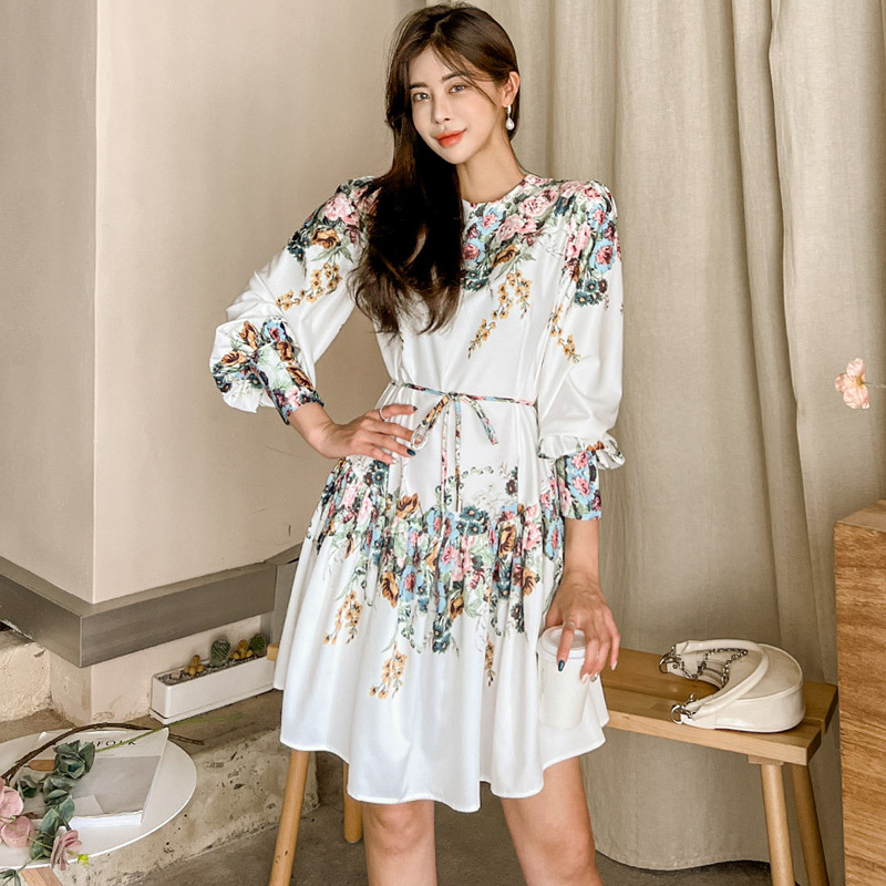 https://fulmo-img-server.com/flower-fashion-factory/032f3467-2d74-44e3-93ab-a00039ed28e8.jpg