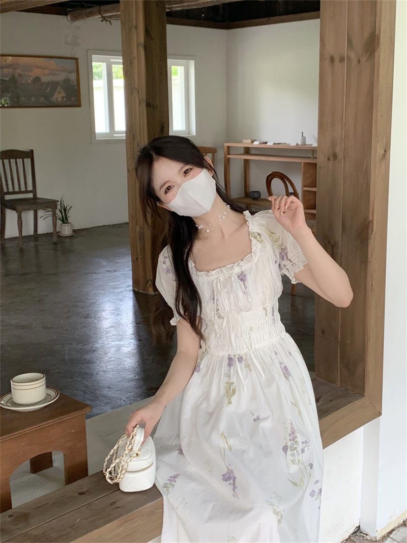 https://fulmo-img-server.com/flower-fashion-factory/07fc96a4-c74f-4475-b1fe-c0105d935c2b.jpg
