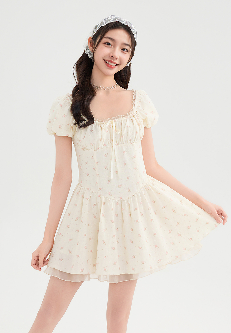 https://fulmo-img-server.com/flower-fashion-factory/09477dbe-fe03-42f5-8d8d-7fba9784a2b4.jpg