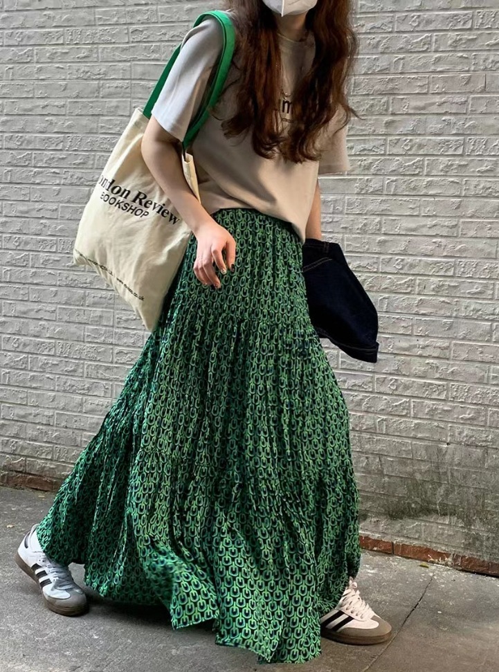 https://fulmo-img-server.com/flower-fashion-factory/0f32f461-d4e7-4f08-ac4c-7ed4727bd509.jpg