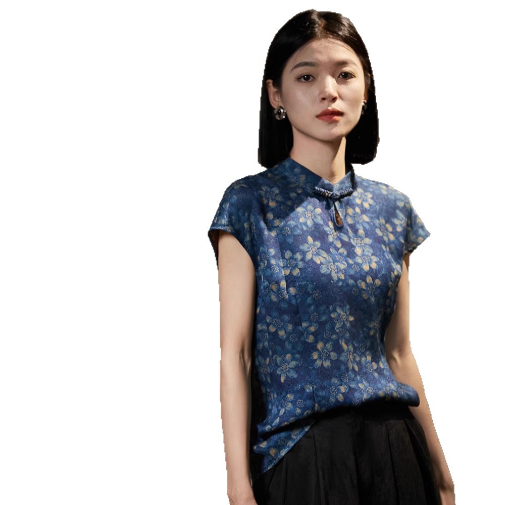 https://fulmo-img-server.com/flower-fashion-factory/0f75c179-f35b-4a45-9d36-ee70458b465c.jpg