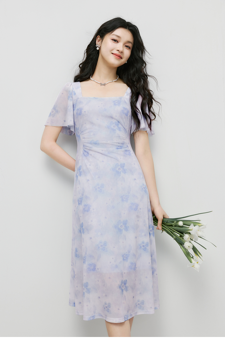 https://fulmo-img-server.com/flower-fashion-factory/101aa1fa-9162-4153-89ad-3eb19bb3f4ad.jpg
