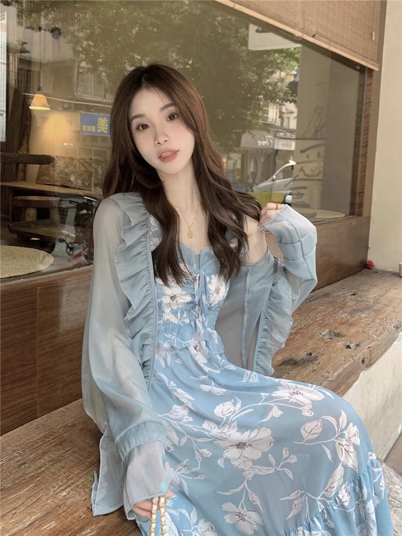 https://fulmo-img-server.com/flower-fashion-factory/106e1535-d502-429f-a2cf-8ad70f39c2cf.jpg