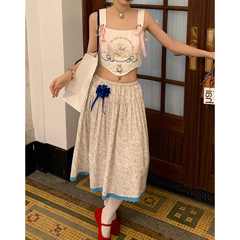 https://fulmo-img-server.com/flower-fashion-factory/12cfdf36-8de6-4dd6-991c-27585c6180aa.jpg