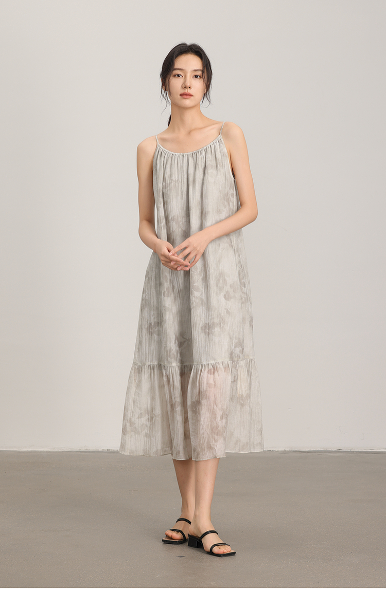 https://fulmo-img-server.com/flower-fashion-factory/1539c5e6-d795-4fcf-a31b-cd4a6e07d659.jpg