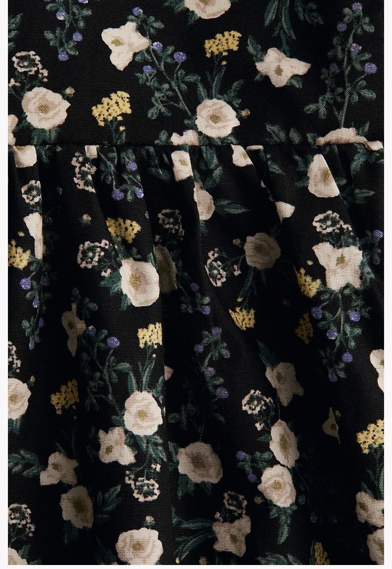 https://fulmo-img-server.com/flower-fashion-factory/1754177878555_rqs0kbxi_tvrsl9oh.jpeg