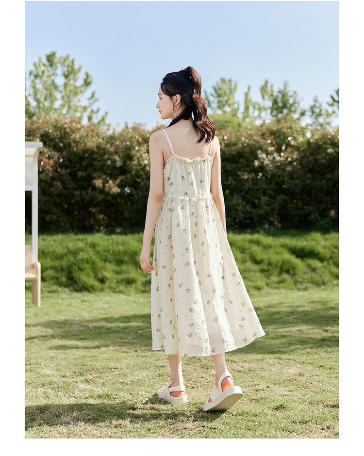 https://fulmo-img-server.com/flower-fashion-factory/1b4b96be-30aa-4d24-814c-7aa1a4560f73.jpg