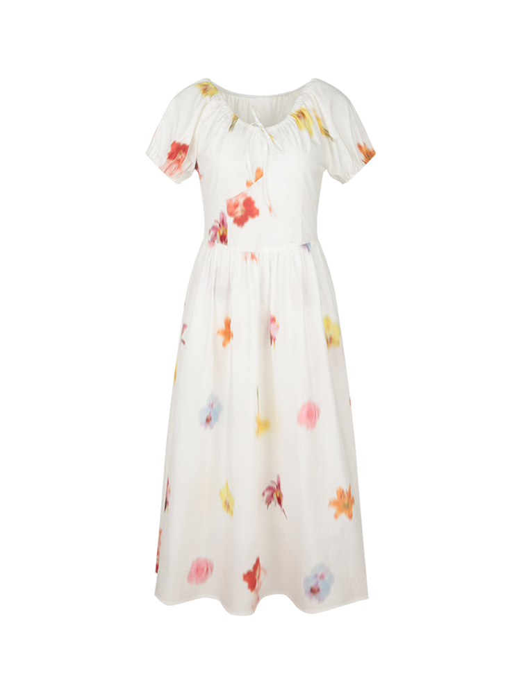 https://fulmo-img-server.com/flower-fashion-factory/1c1ce7f4-ed8b-4563-b41d-cf6fd9a106c3.jpg