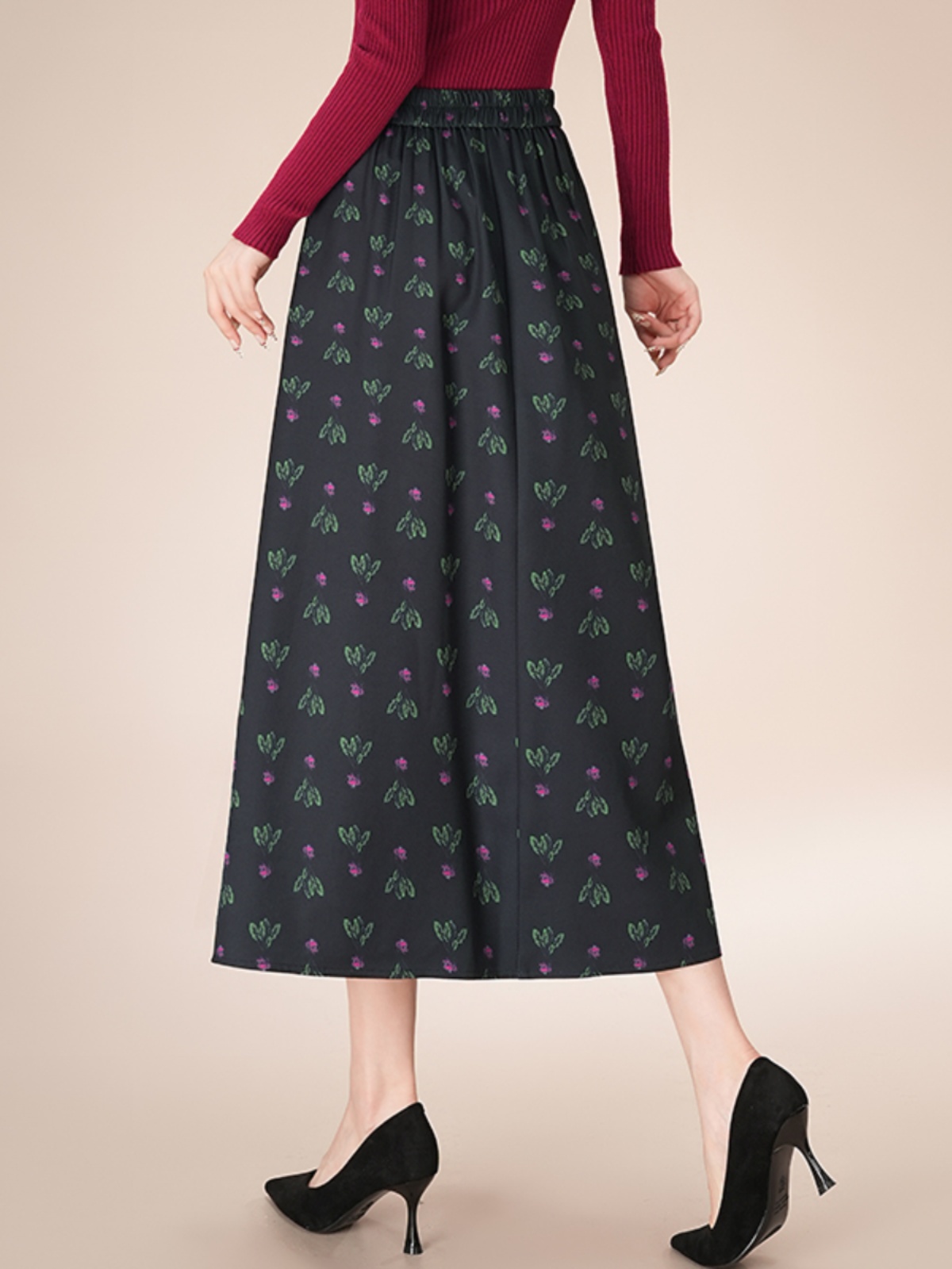 花柄 ファッション 小花模様のタックフレアミディスカート