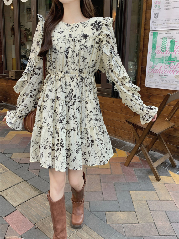 https://fulmo-img-server.com/flower-fashion-factory/204e9c8c-5115-4232-bcb1-49dd5afd0806.jpg