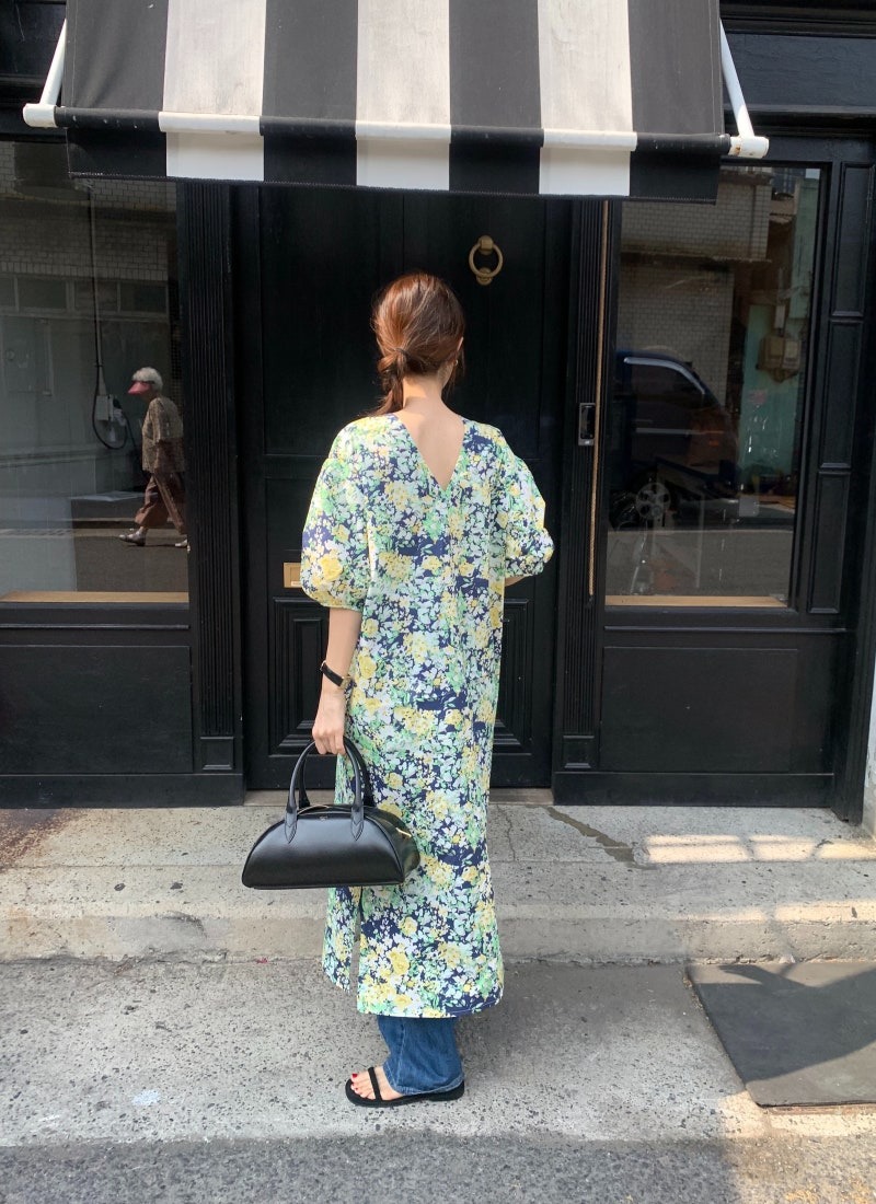 https://fulmo-img-server.com/flower-fashion-factory/2054e4b7-2b09-4a93-a619-2b22268e9090.jpg