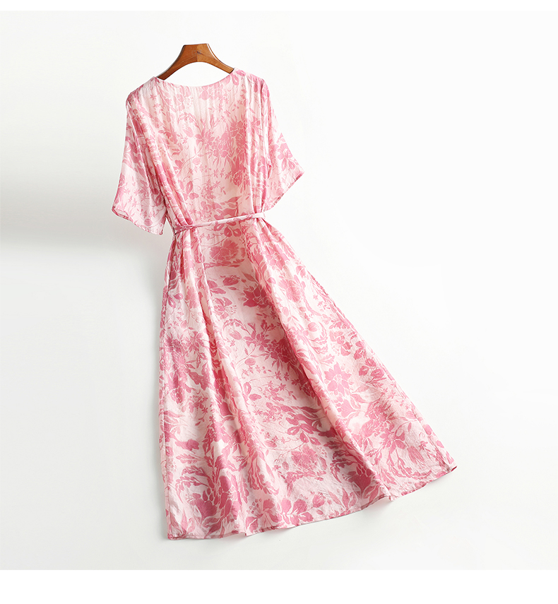https://fulmo-img-server.com/flower-fashion-factory/2062bde9-1a47-4550-b21b-b297dd955a07.jpg