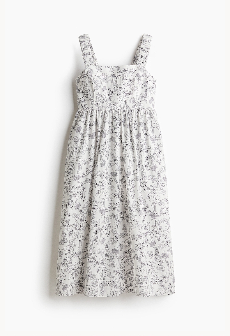 https://fulmo-img-server.com/flower-fashion-factory/221341e1-ed6c-47fc-85a2-d98bff762011.jpg