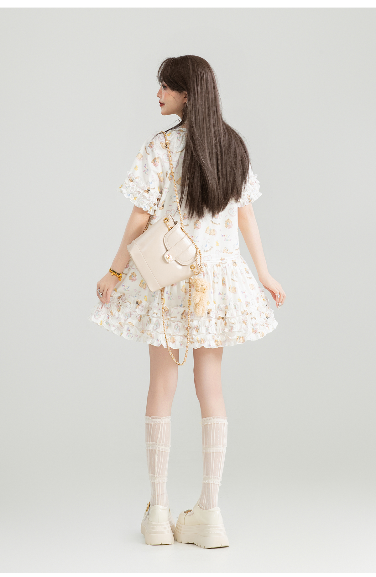 https://fulmo-img-server.com/flower-fashion-factory/25c55626-120e-4c11-9a9b-89c1a65295dd.jpg