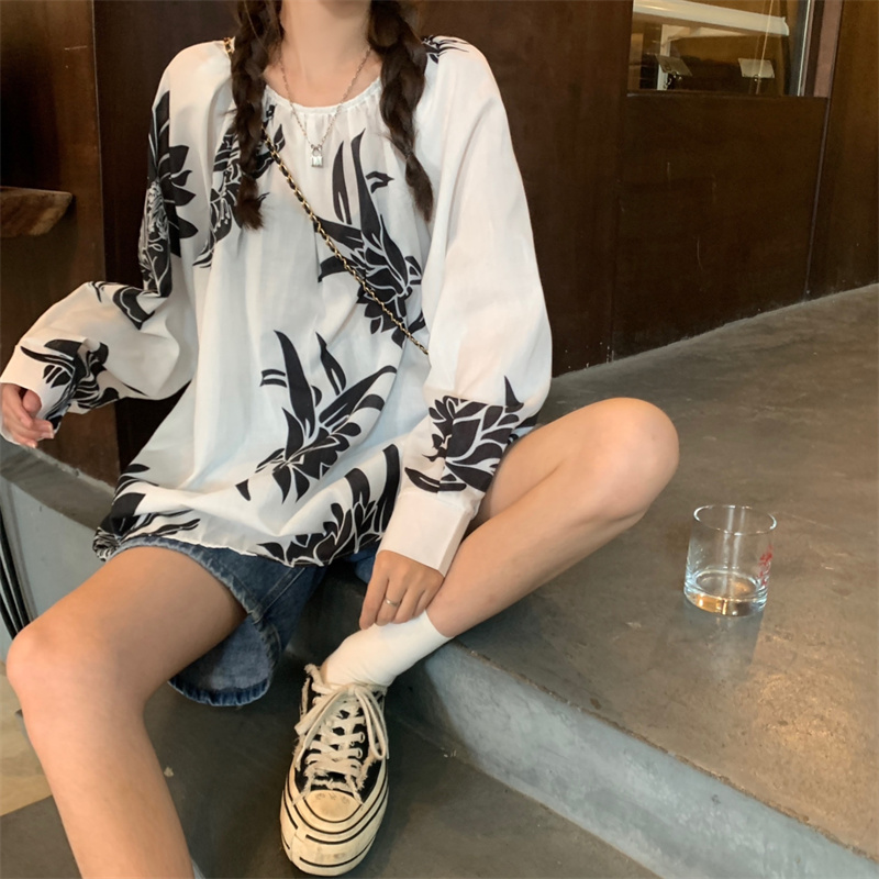 花柄 ファッション 秋映え 花柄ゆったりTシャツ 体型カバー カジュアルトップス