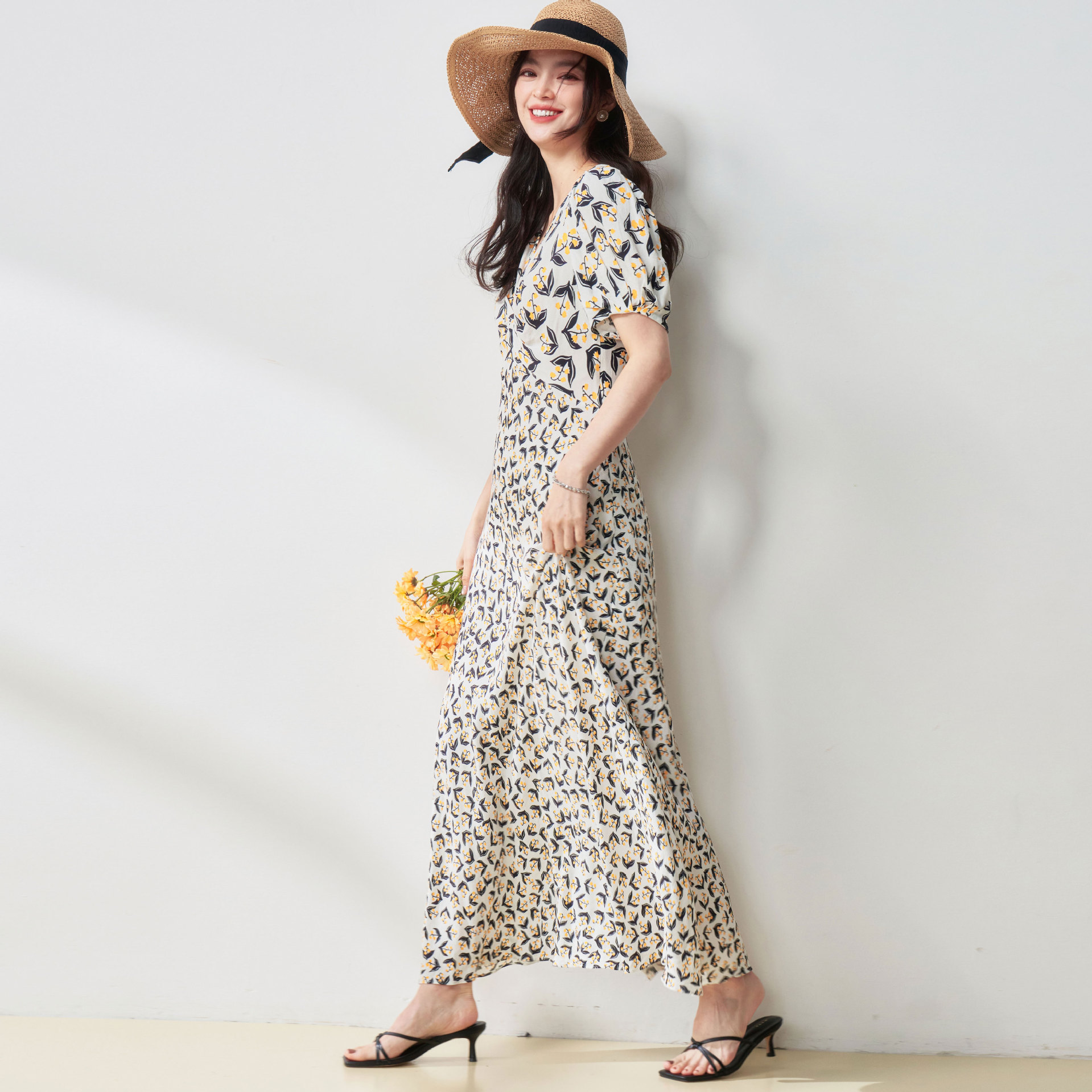 花柄 ファッション 優美な木の実模様 カシュクールワンピース