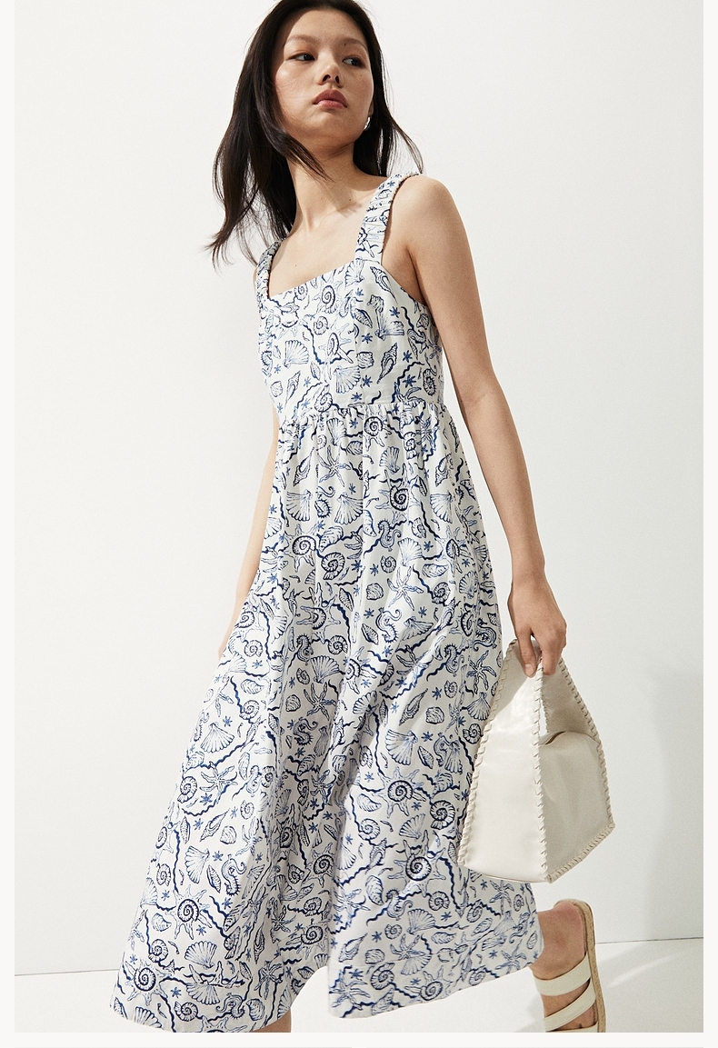 https://fulmo-img-server.com/flower-fashion-factory/2fe419aa-b2d9-487e-96de-31aa9416b614.jpg