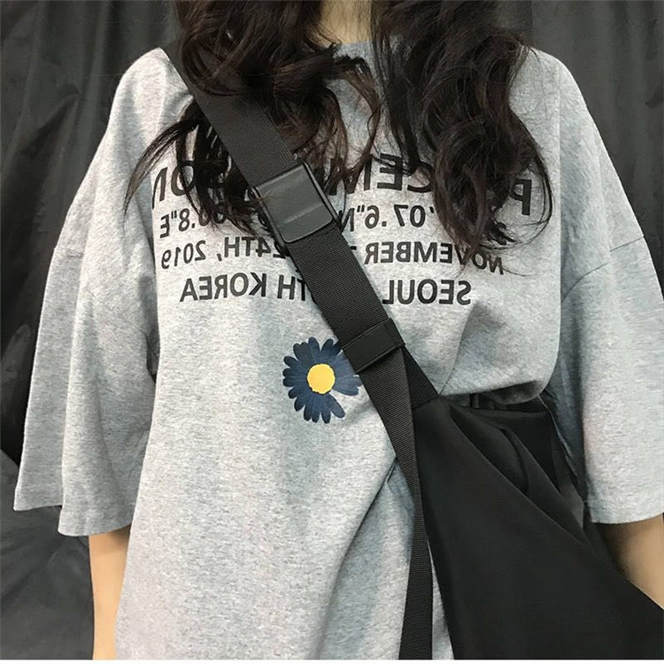 https://fulmo-img-server.com/flower-fashion-factory/34e4ff63-dad5-4ac2-99e0-a48653ffb79f.jpg