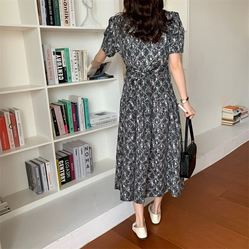 https://fulmo-img-server.com/flower-fashion-factory/371bf8b3-ca0a-42dc-9eb0-e52334ab06e2.jpg