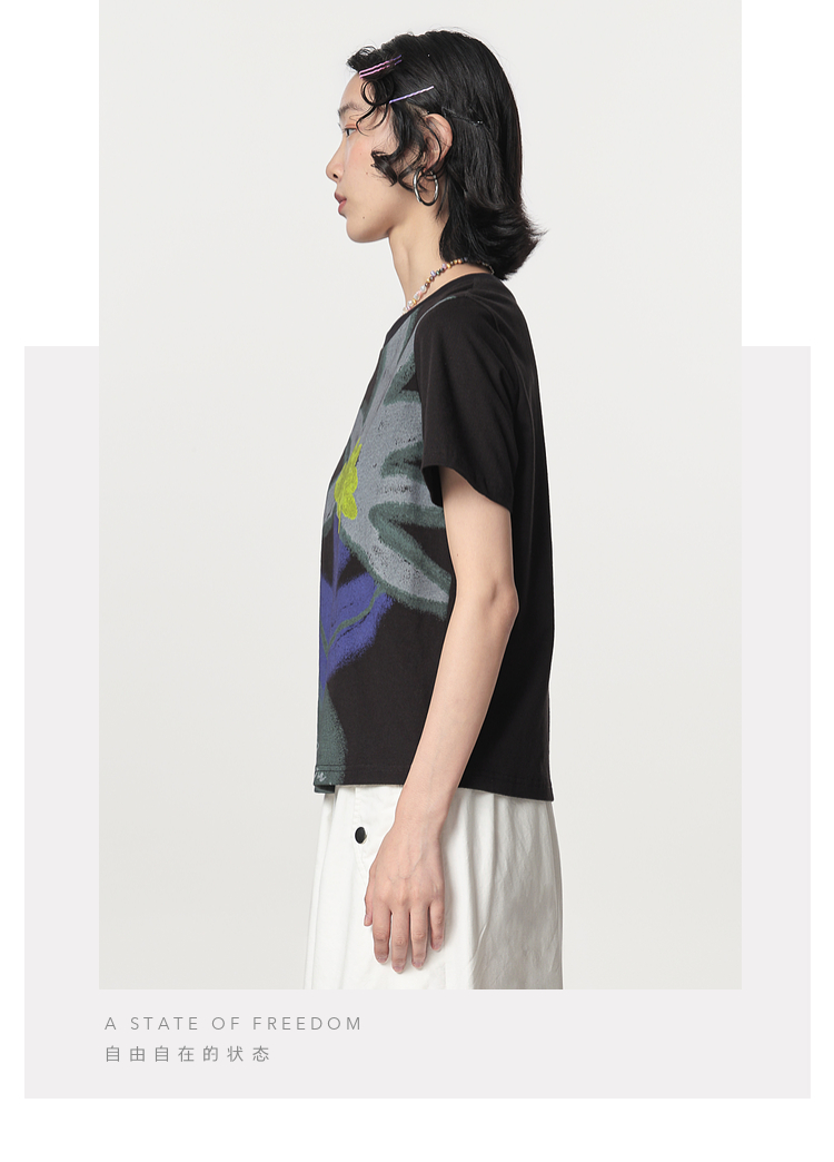 花柄 ファッション アートフルブルーム 花模様Tシャツ