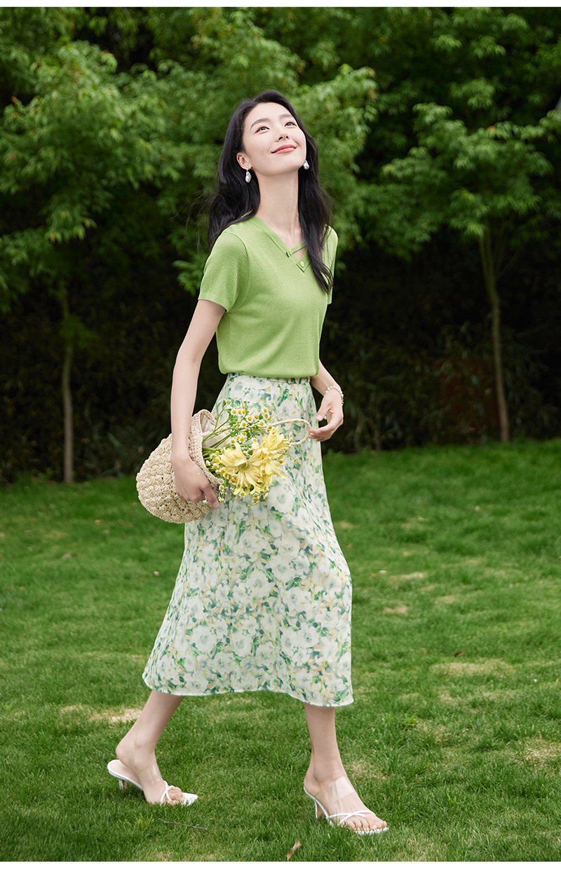 https://fulmo-img-server.com/flower-fashion-factory/3ace6b78-30fc-4297-97c6-b0edaa7492e0.jpg