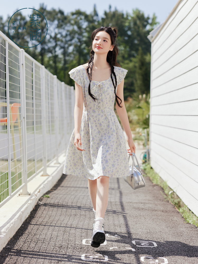 https://fulmo-img-server.com/flower-fashion-factory/3b69f192-0fa3-4188-acca-8f56b7a47208.jpg